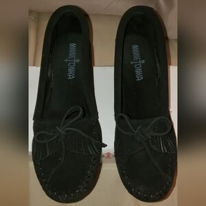 Minnetinka Black Suede Wedge Shoes Sz 6.5
